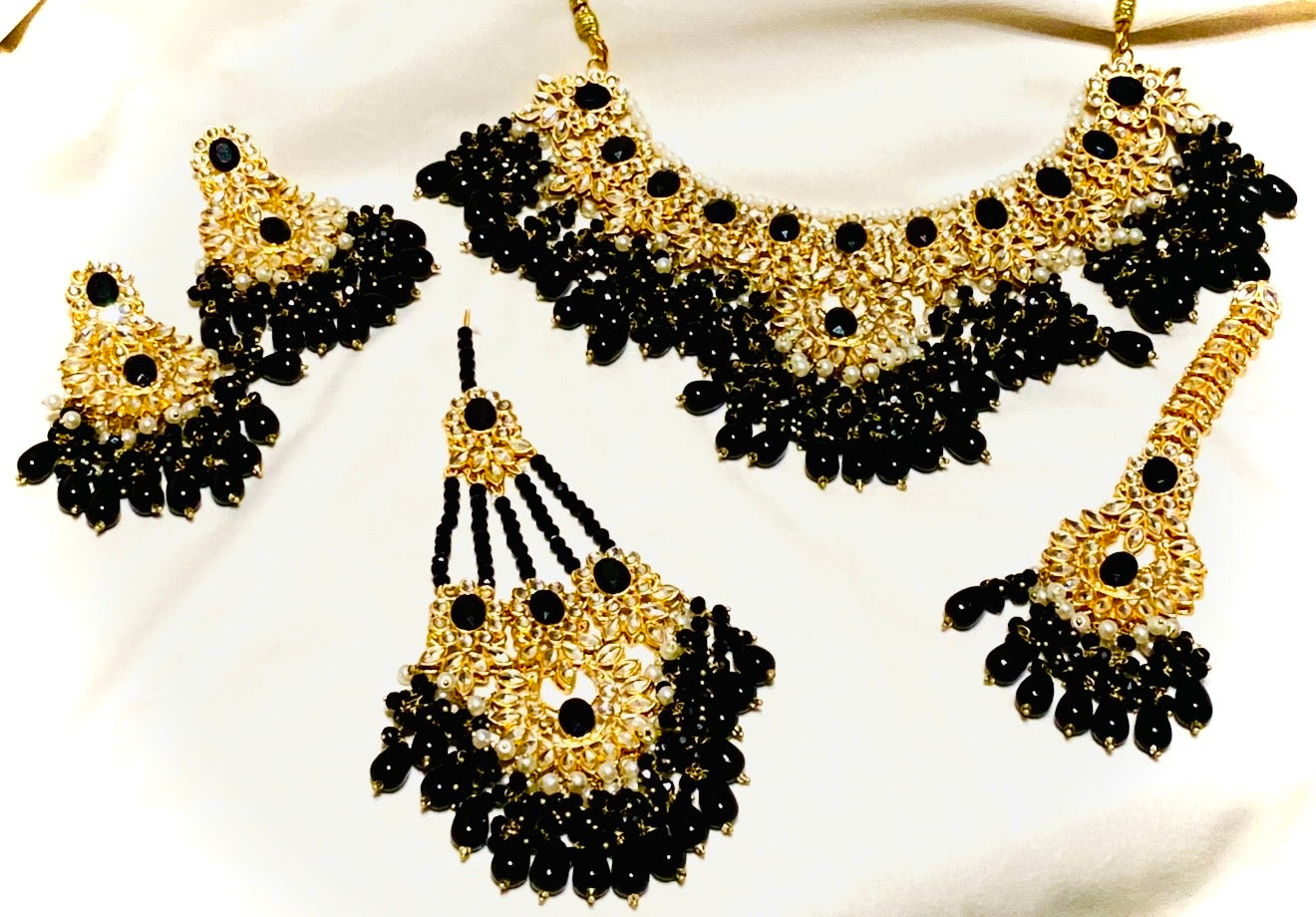 Black 4 Piece Set