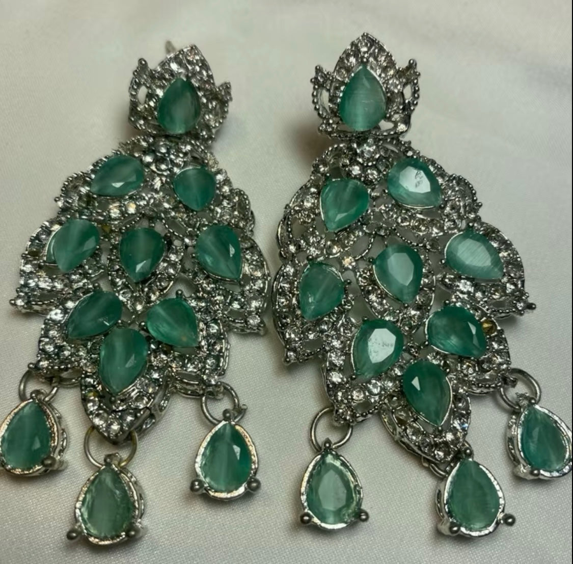 Nida Earrings In Silver Finish