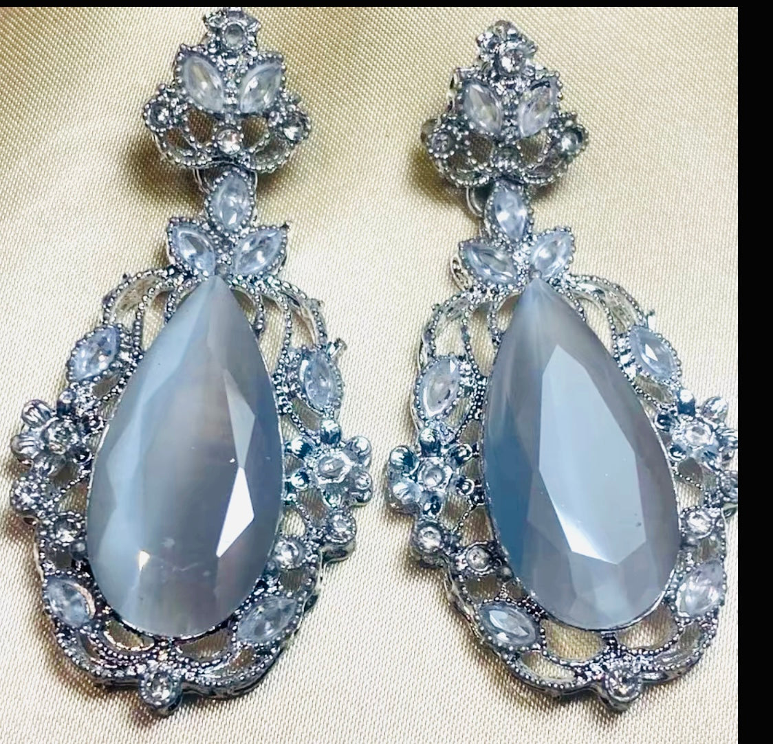 Vintage Pear Drop Earrings Silver
