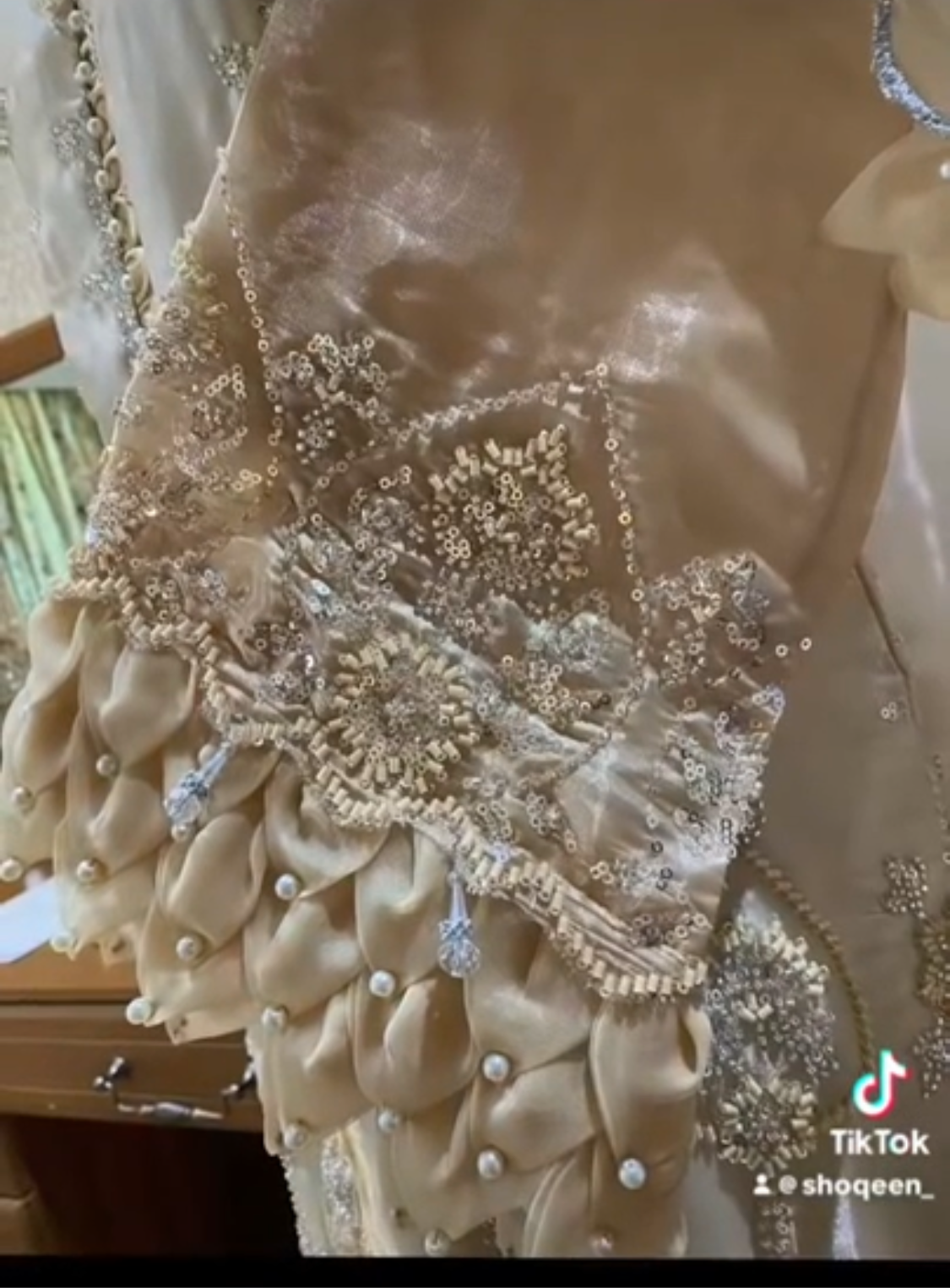 Korean Silk 3 Piece Outfit Ombré Gold Heavy