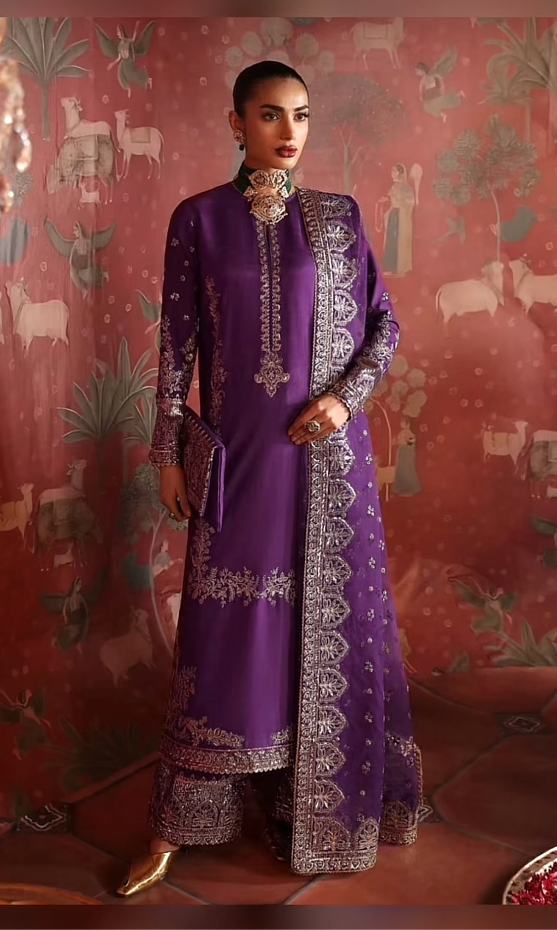 Afrozeh Silk Suit Medium