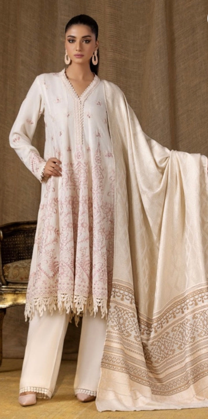 Tehzeeb Winter Unstitched Leather Peach Fabric