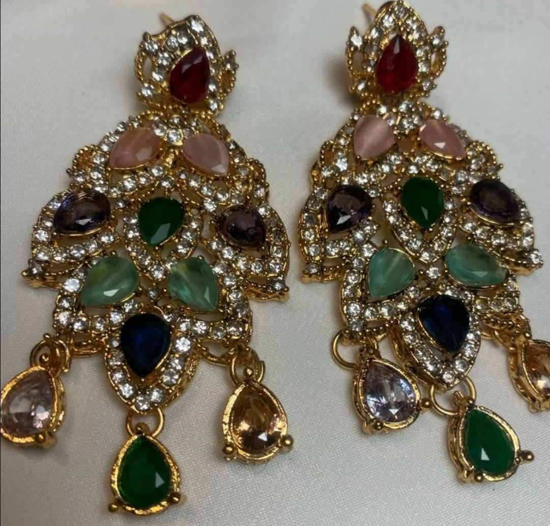 Nida Earrings With Stonework Gold Finish