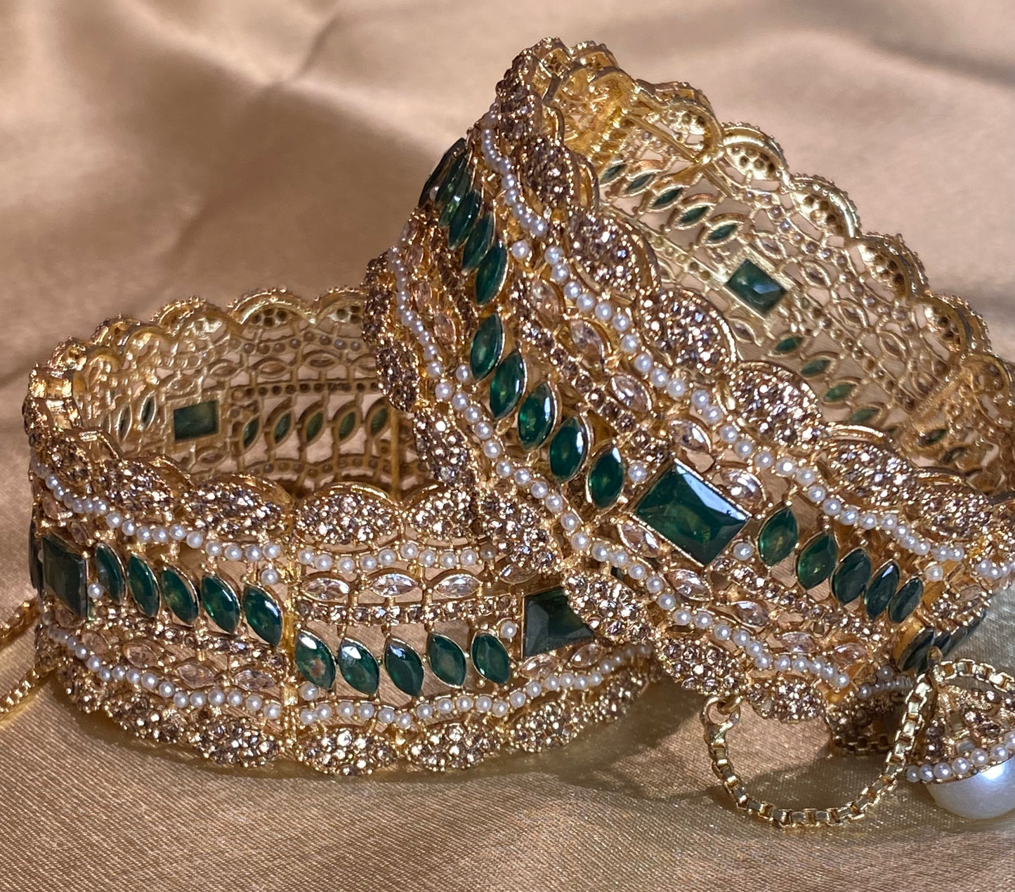 Green & Gold Openable Bangle Set.