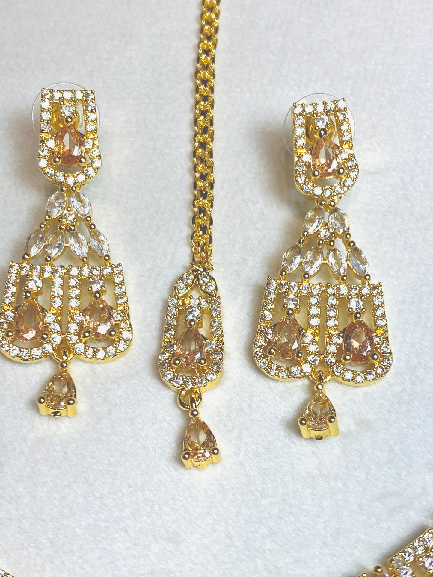 AD 3-Piece Petite Pear Set - Champagne & Gold