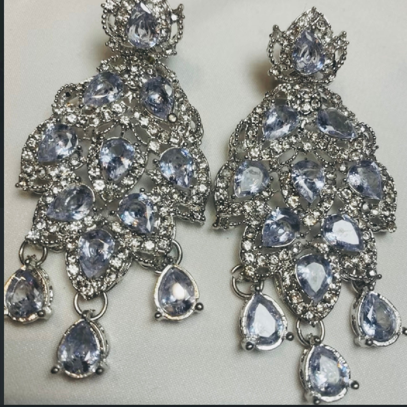 Nida Earrings In Silver Finish