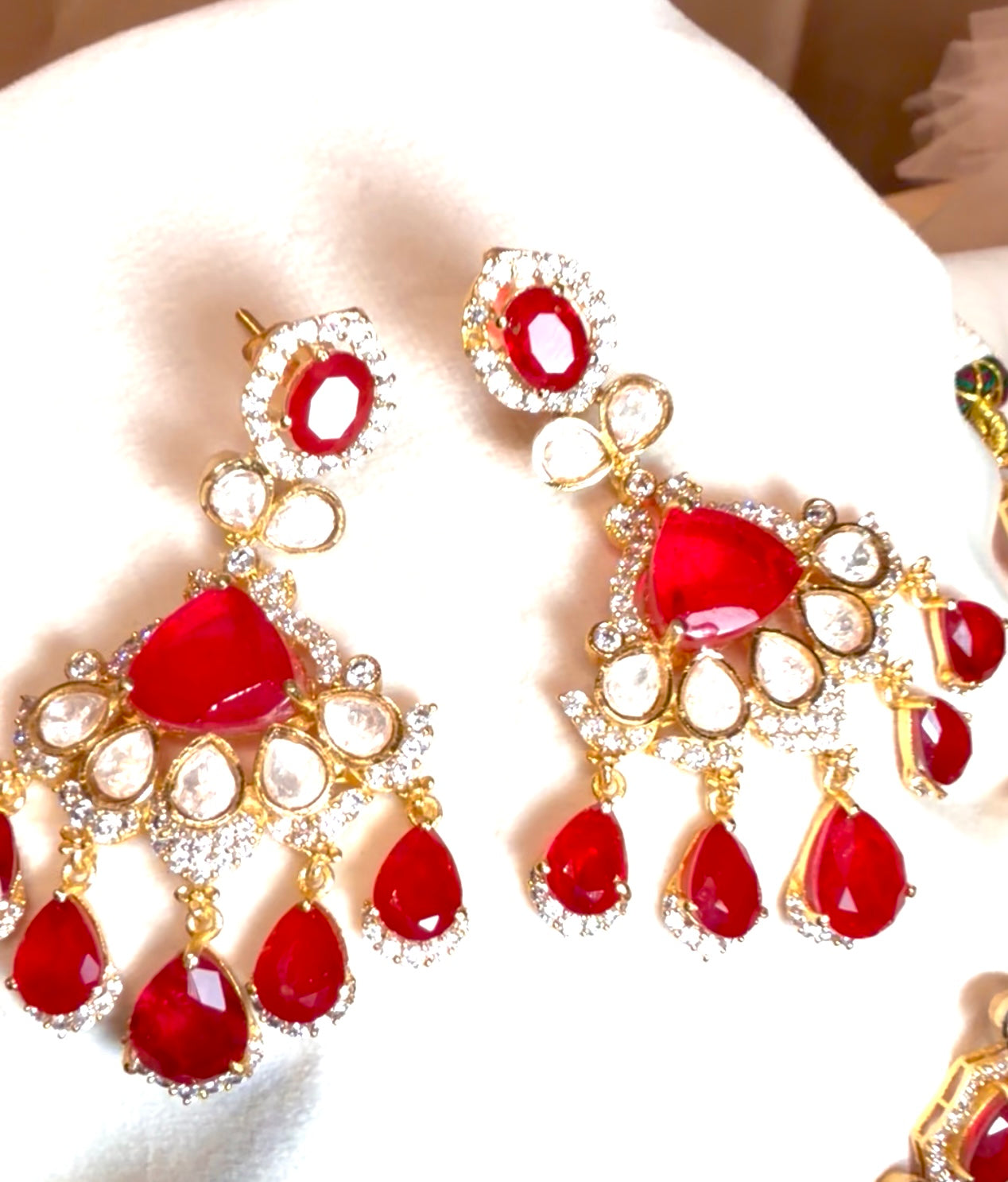 Moissanite & Red Doublet Stone Set