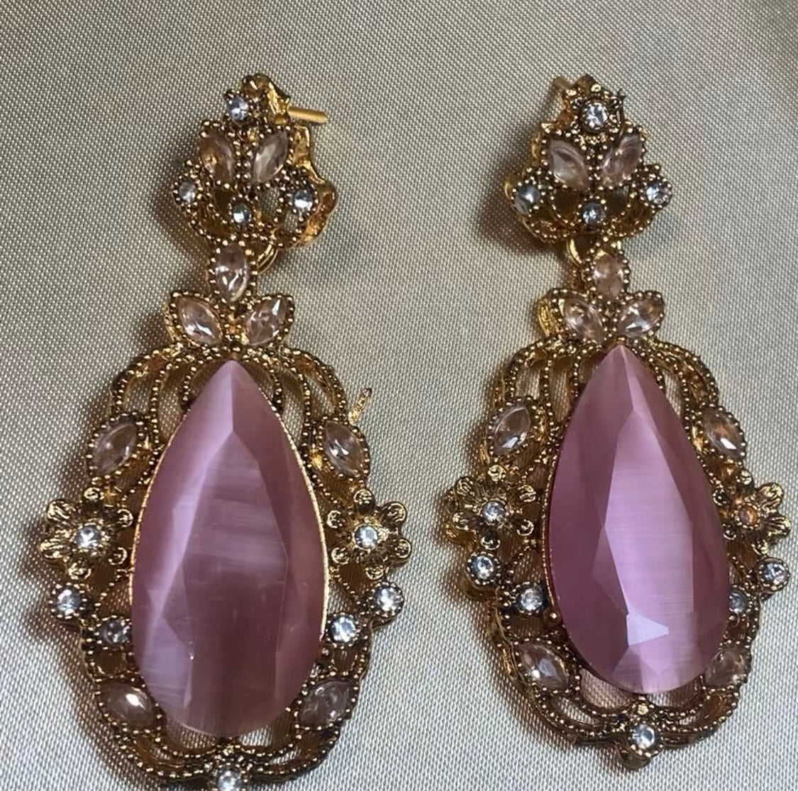 Vintage Pear Drop Earrings in Gold Finish