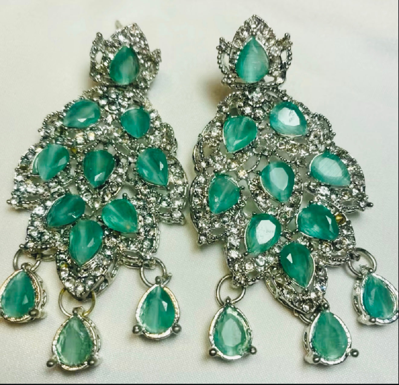 Nida Earrings In Silver Finish