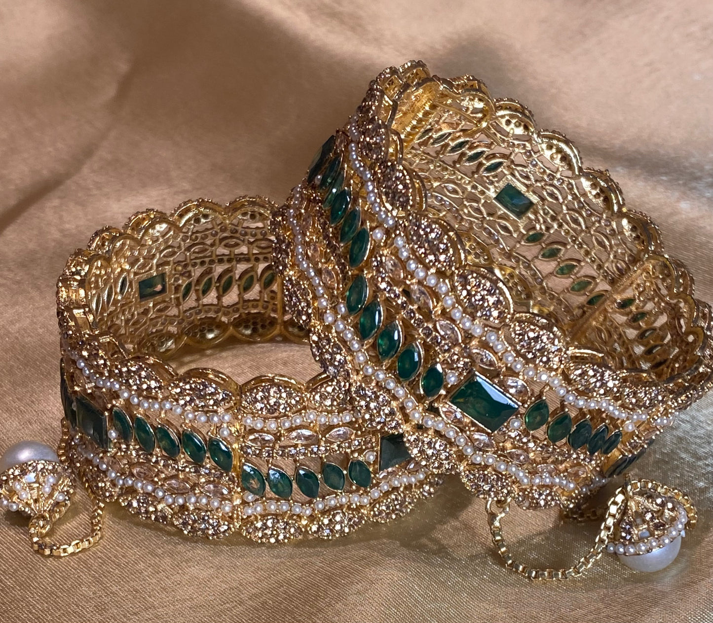 Green & Gold Openable Bangle Set.