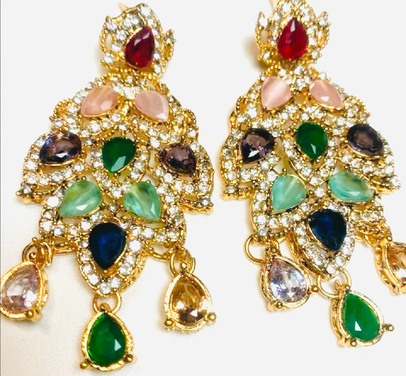 Nida Earrings With Stonework Gold Finish