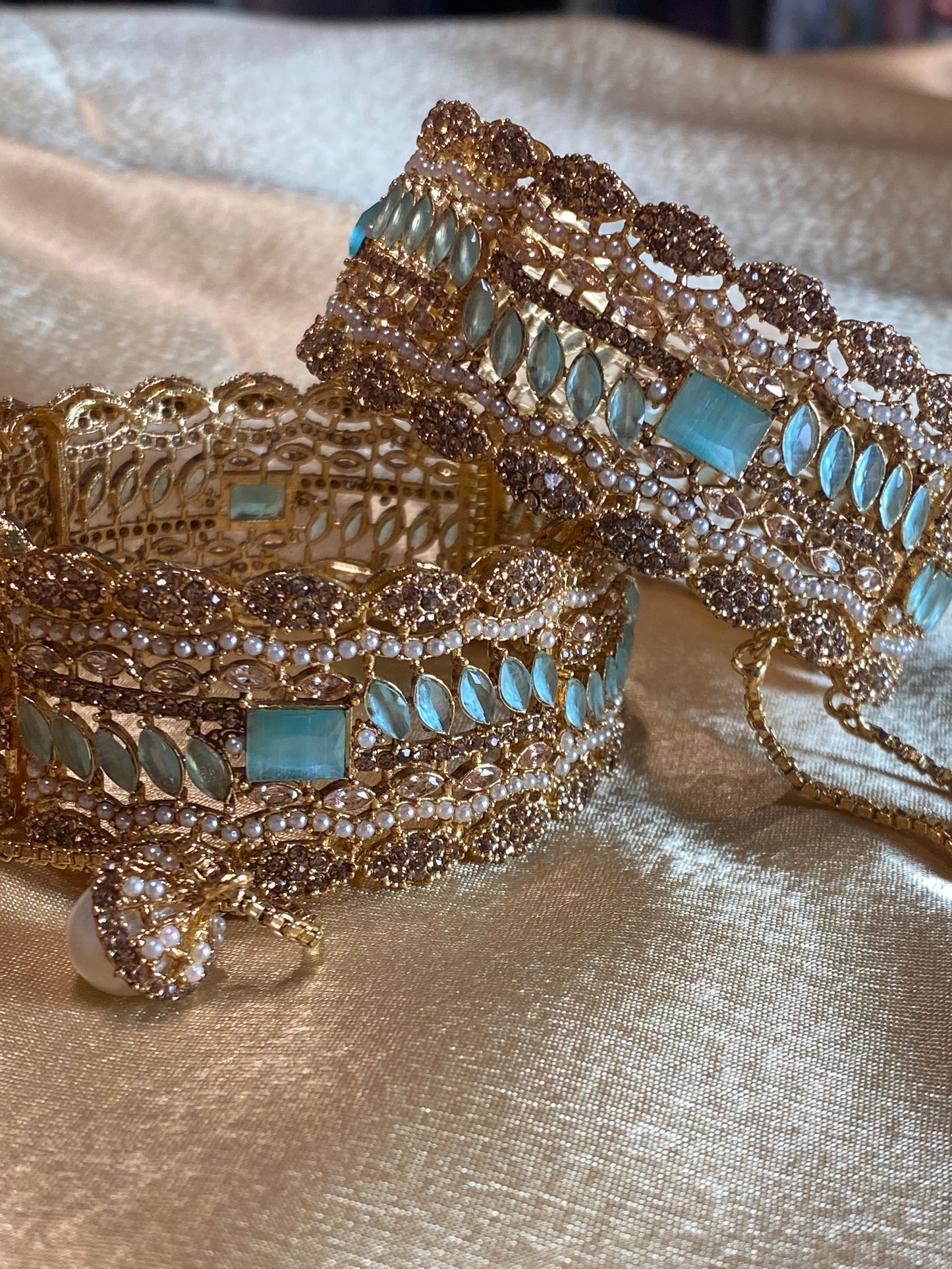 Mint & Gold Openable Bangle Set