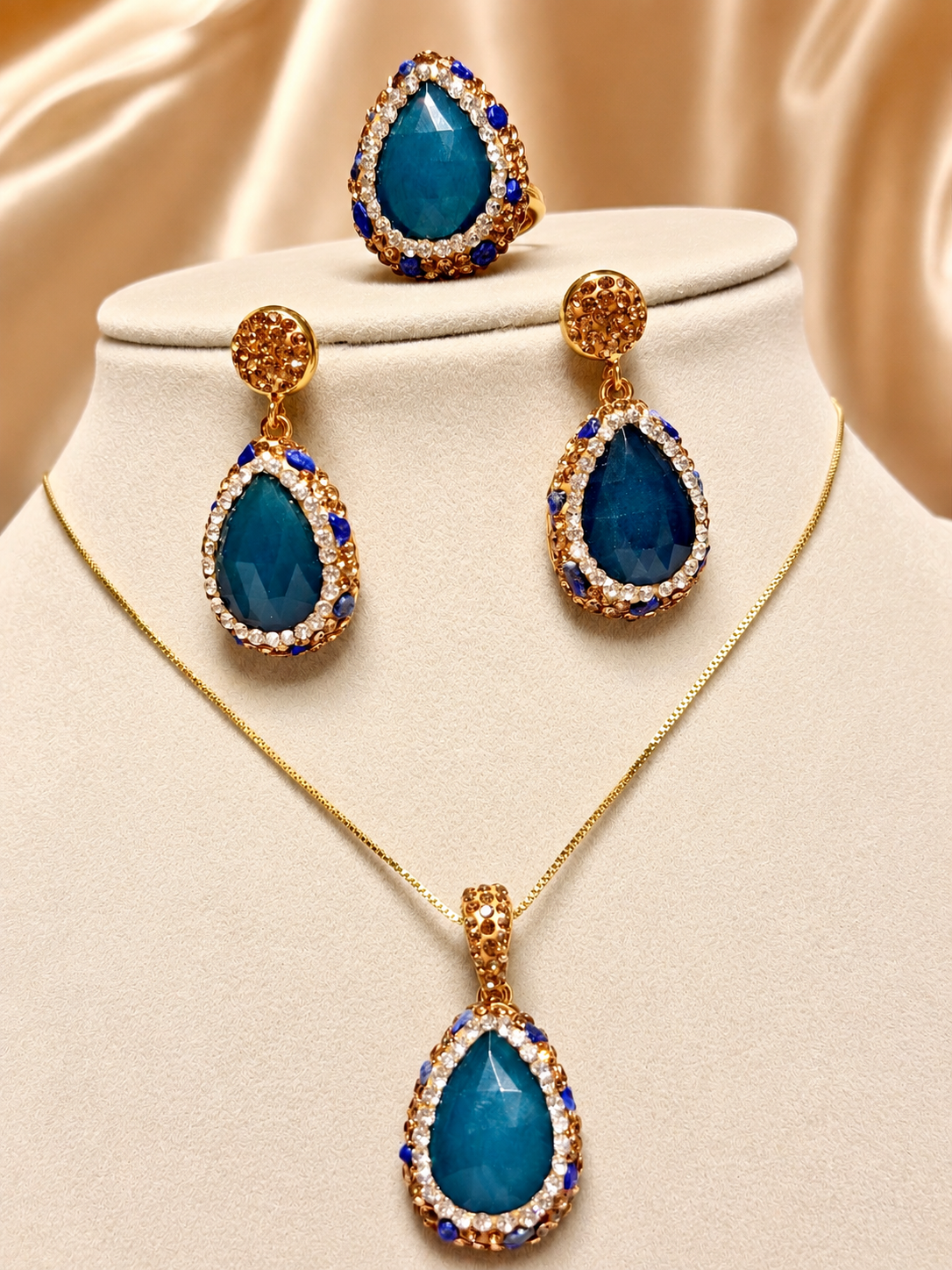 Malaysian Blue Jade 3 Piece Set